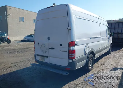 2014 Mercedes-Benz Sprinter 2500 High Roof from USA, damaged, VIN WD3PE8DE9E5826886